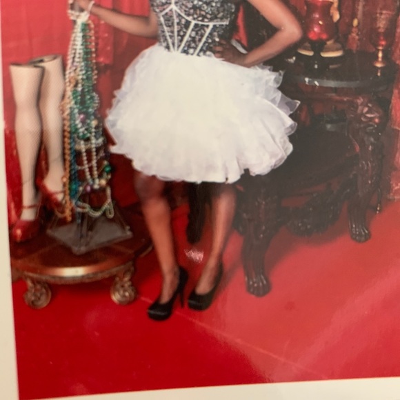 Prom dress - Picture 3 of 3